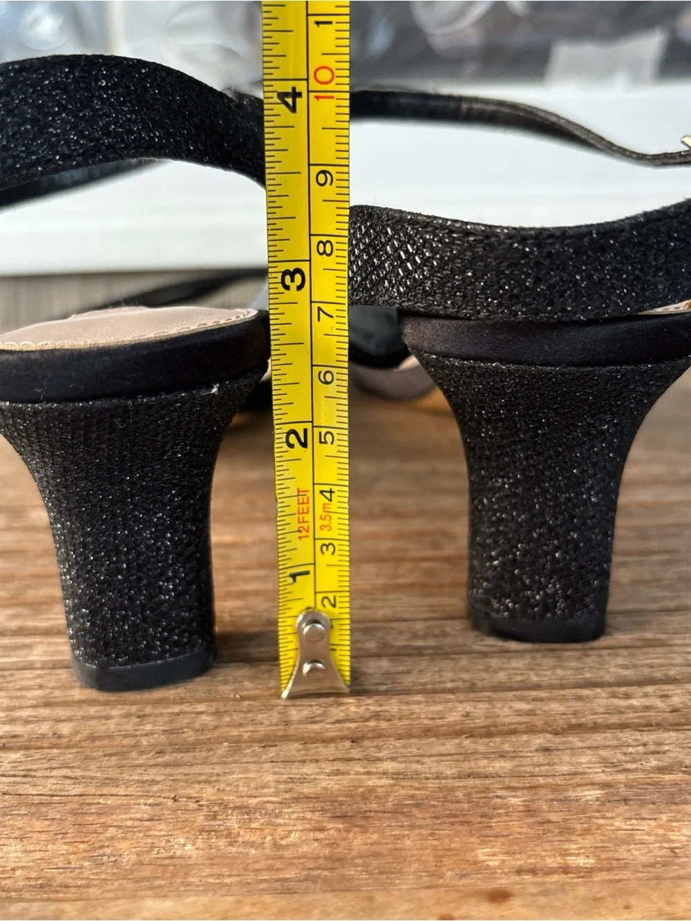 Nina chic sandals